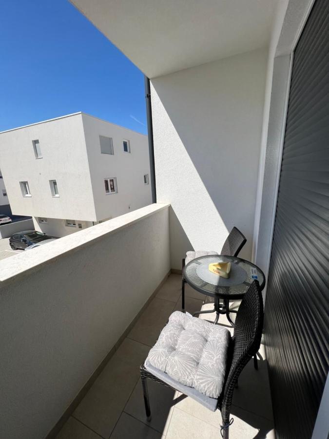 Apartment Sunrise With Private Parking Pula Luaran gambar
